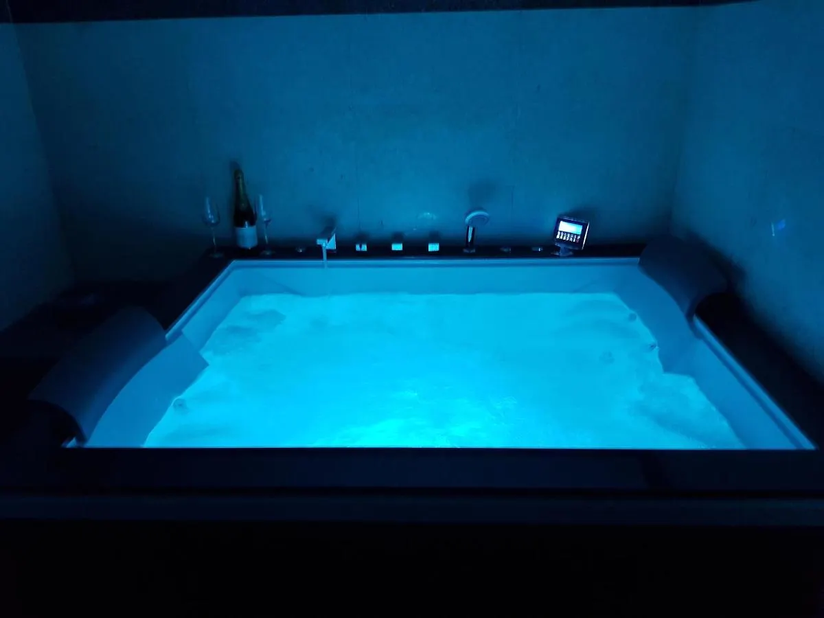 Super Spa Mega Mall Bukarest 0*,  Rumänien